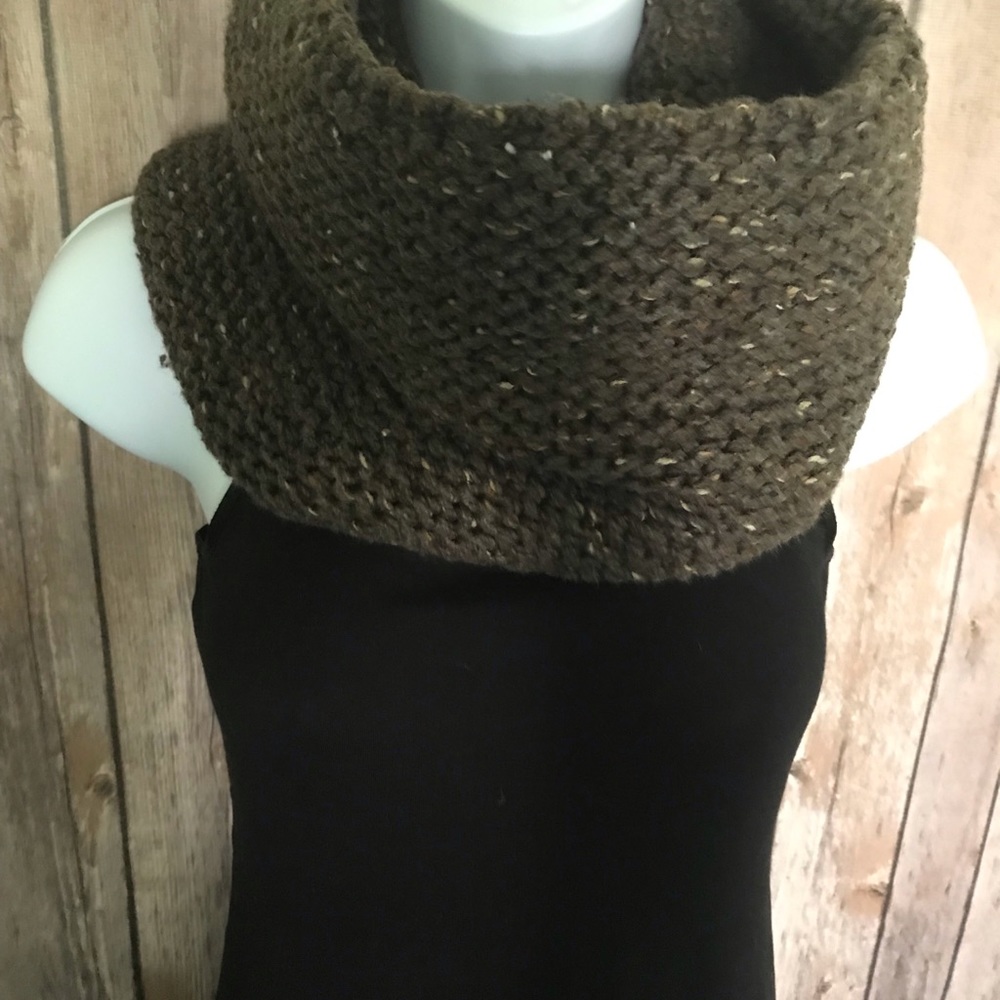 Infinity Scarf - Picture 4 of 4
